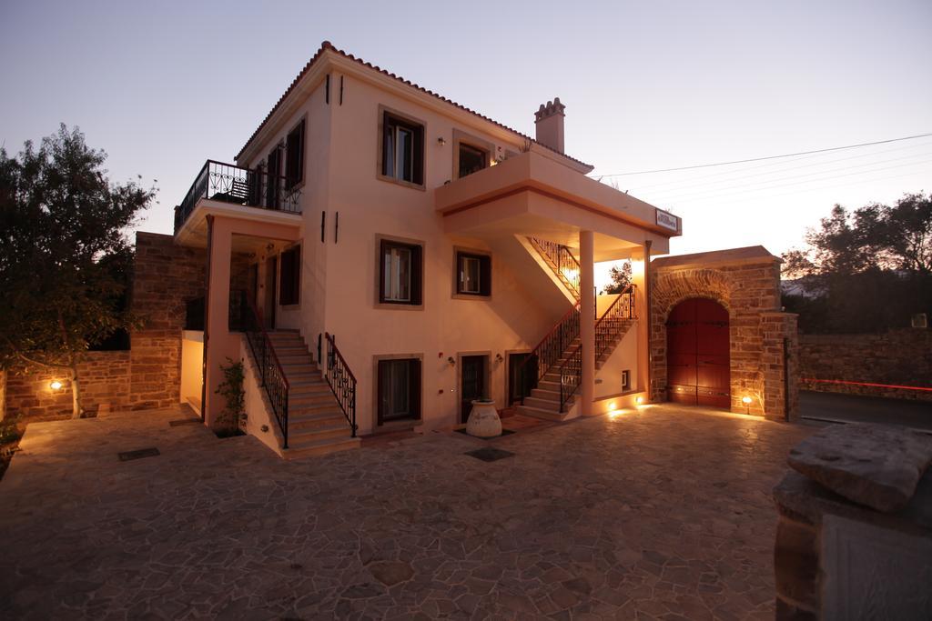 Avgerinos Hotel Kampochora  Camera foto